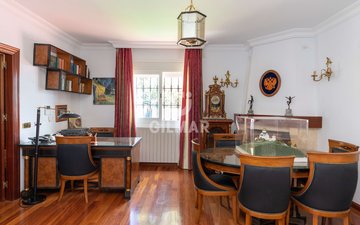 Property slide 50