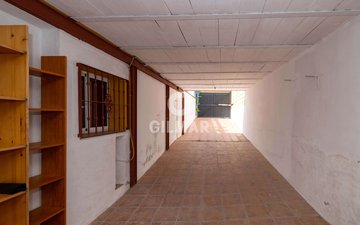 Property slide 10