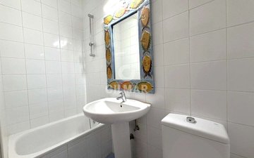 Property slide 25