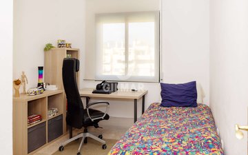 Property slide 18