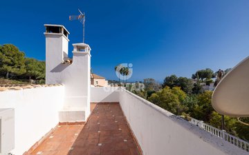 Property slide 36