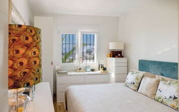 Property slide 35