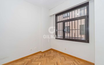Property slide 22