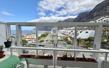 Property slide 19