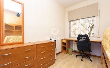 Property slide 24