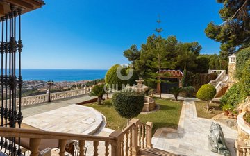Property slide 46