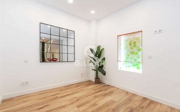Property slide 19