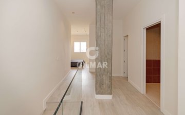 Property slide 18