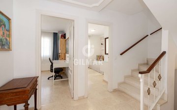 Property slide 21