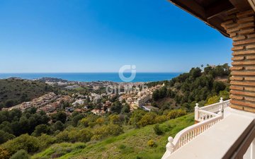 Property slide 36