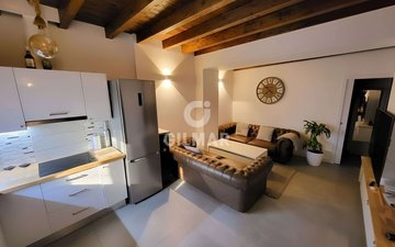 Property slide 15