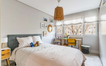 Property slide 25