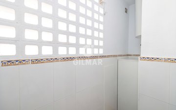 Property slide 16