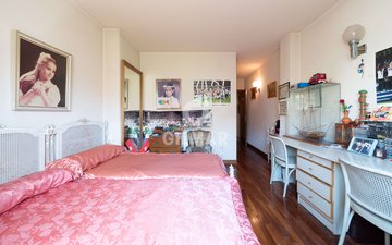Property slide 20