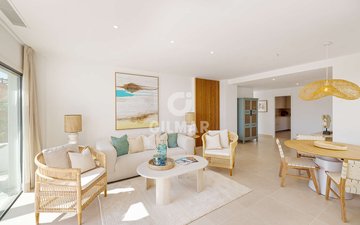 Property slide 10