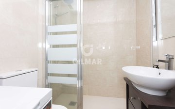Property slide 25