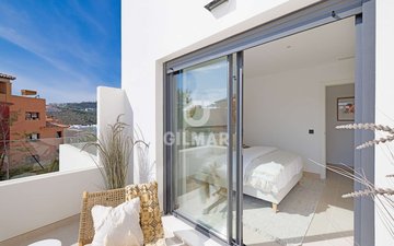 Property slide 18