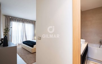 Property slide 22