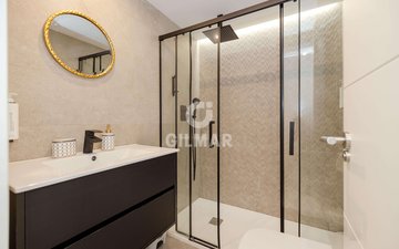Property slide 20