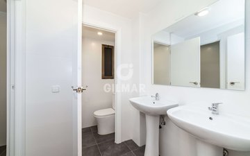 Property slide 21