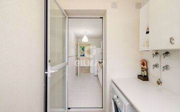Property slide 24