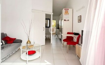 Property slide 6