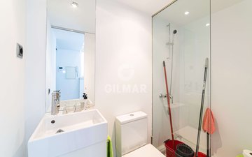 Property slide 18