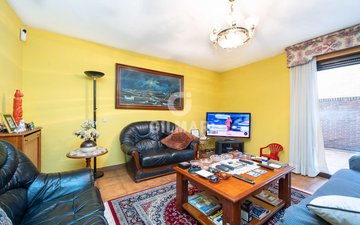 Property slide 28