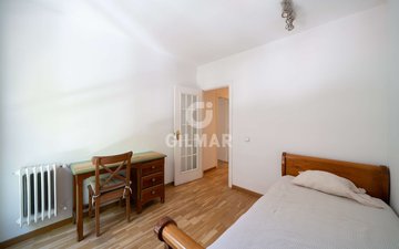 Property slide 22