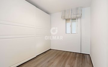Property slide 10
