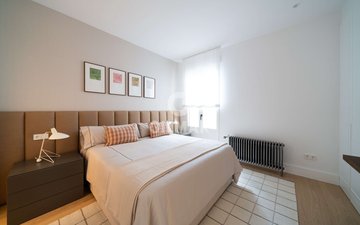 Property slide 32