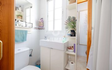Property slide 24