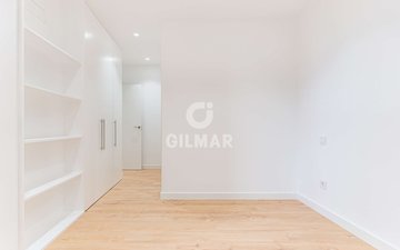 Property slide 25