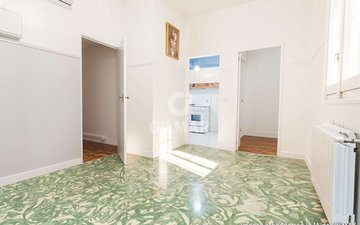 Property slide 19