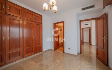 Property slide 10