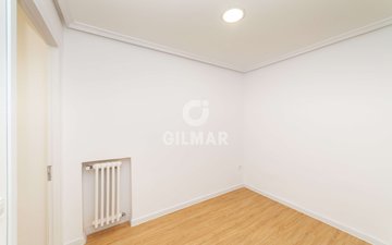 Property slide 32