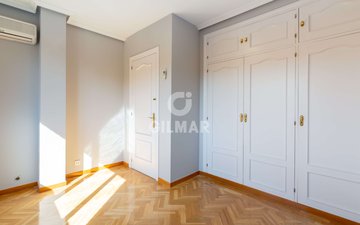 Property slide 40