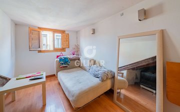 Property slide 5