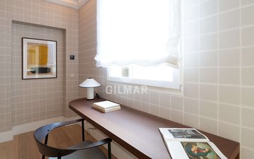 Property slide 50