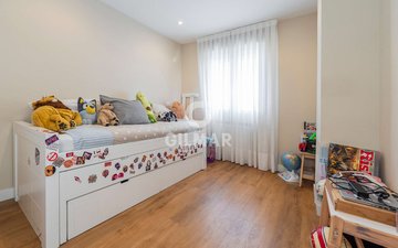 Property slide 17