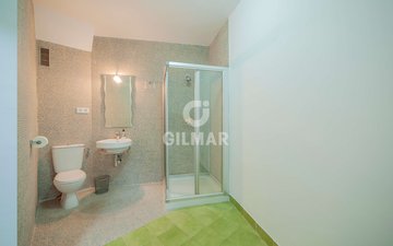 Property slide 22