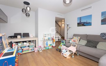 Property slide 4