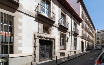 Property slide 36