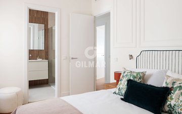Property slide 44