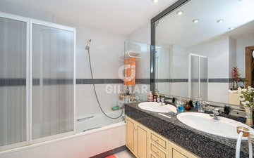 Property slide 10