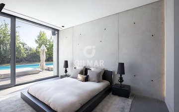 Property slide 25