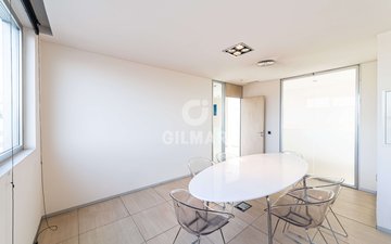 Property slide 24