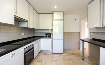 Property slide 16