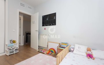 Property slide 21
