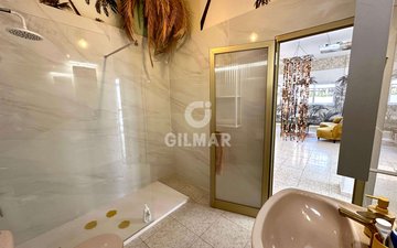 Property slide 16